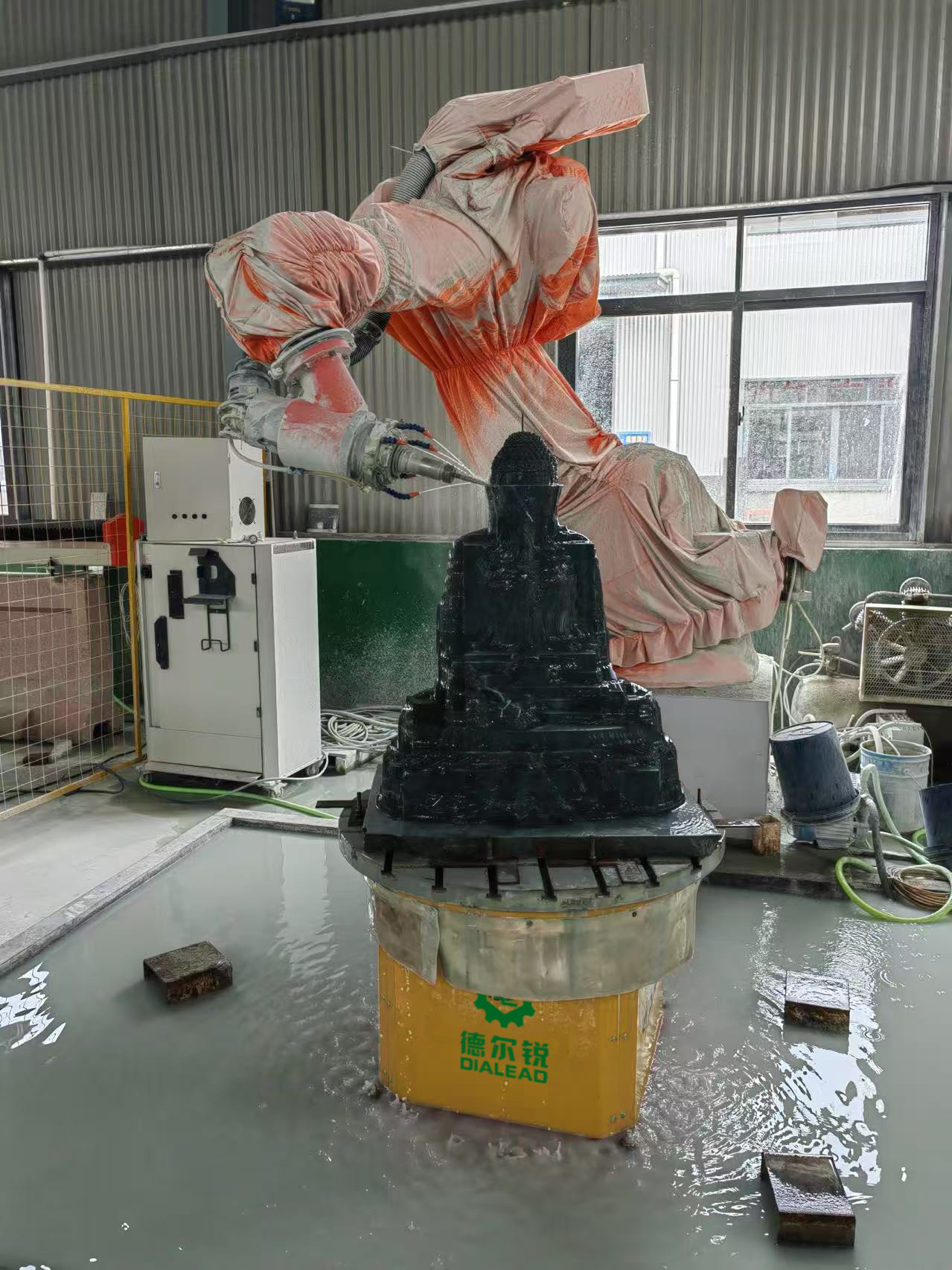 ultimo caso aziendale circa 7 Axis Robot Stone Carving Machine in Thailandia
