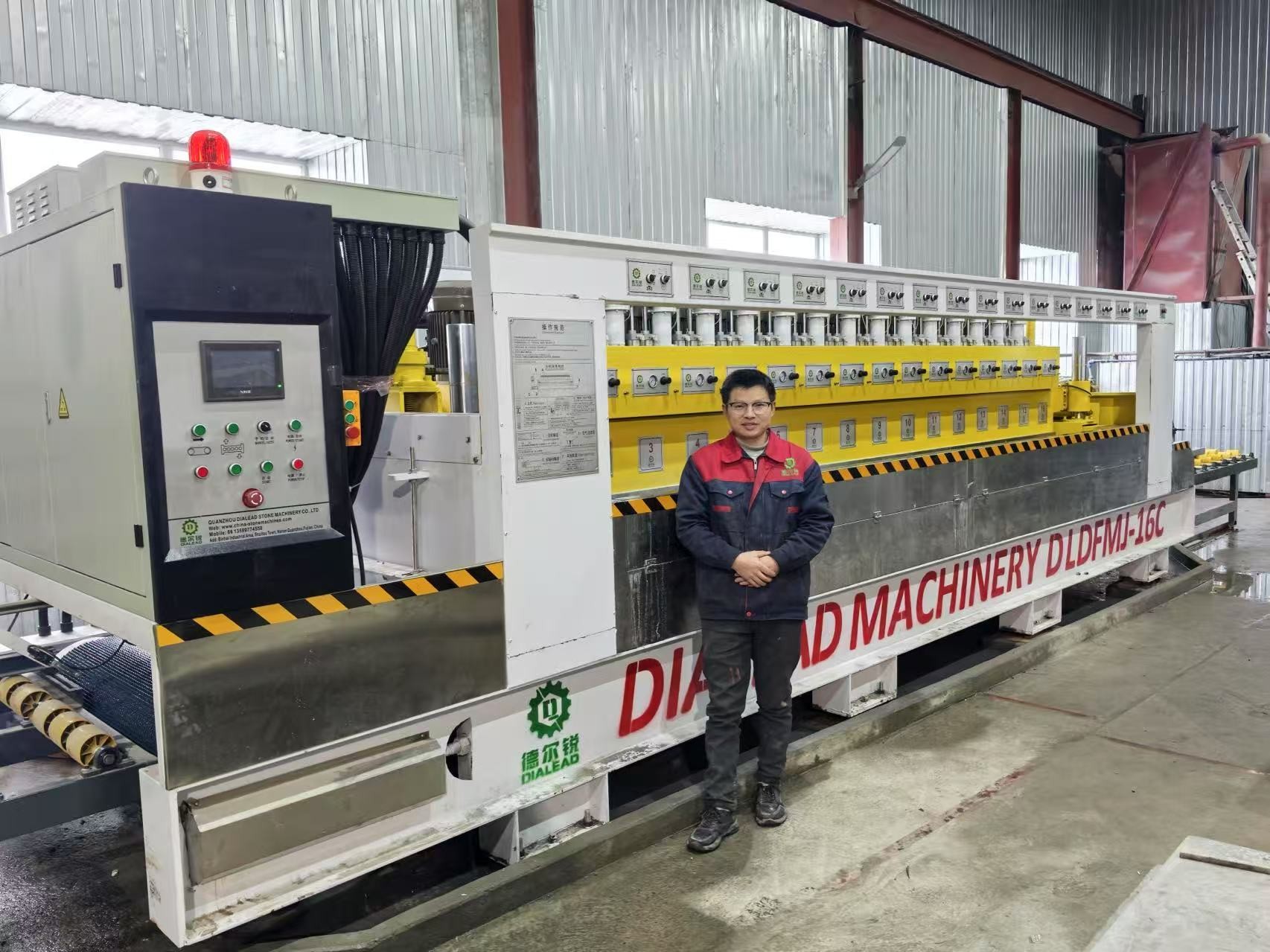 ultimo caso aziendale circa Macchina di lucidatura automatica in Arabia Saudita